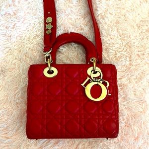 Dior purse
